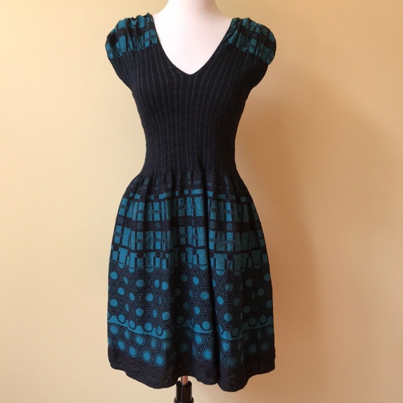 Studio M Stretchy Black Cap Sleeve Tea Party Dress - Picture 2 of 8